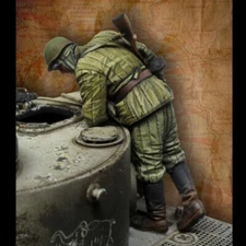 1/35 Soviet soldier. 1943 Resin Model figure soldier WWII Military themes