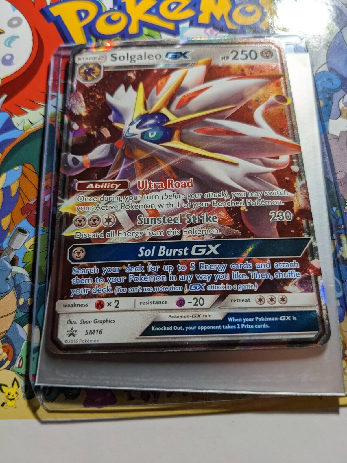 Card Solgaleo-GX SM16/156 da coleção SM Black Star Promos