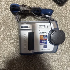 TESTED- Sony Mavica MVC-FD100 1.2MP Digital Camera with Battery