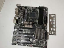 GIGABYTE GA-990FXA-UD3 AM3+ DDR3 ATX AMD 990FX Motherboard w I/O