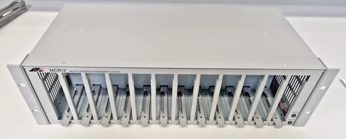 Allied Telesyn MCR12 Rack Media Converter inkl. 2x Netzteil AT-PWR4