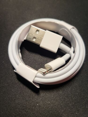 Câble de charge/données Lightning vers USB universel (1 mètre) pour iPhone, iPad, Airpods - Photo 1/3