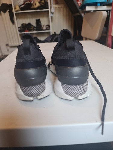 Here Is This Under Armour For You Black Used But Still In Good Condition. - Picture 19 of 24
