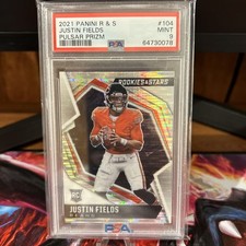 Justin Fields Bears 2021 Panini Rookies & Stars Pulsar Prizm #104 PSA 9 Mint