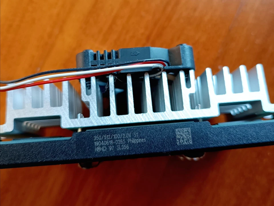 INTEL PENTIUM 2 350 MHZ Slot 1 Bus 100 MHz 512 KB Cache L2 DISSIPATORE VENTOLA - Immagine 3 di 3