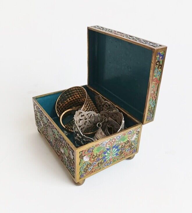 1930's Chinese Cloisonne Enamel Box