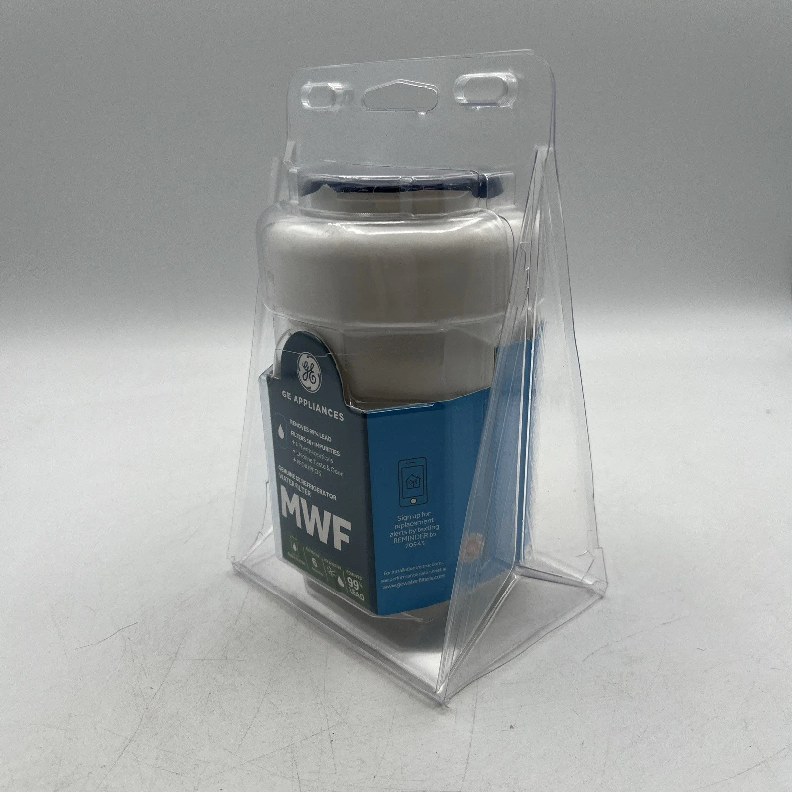 NEW!! GE Appliances Genuine Refrigerator Smart Water Filter 6 Month Life - MWF
Opens in a new window