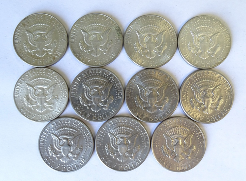 (11) Assorted Kennedy Half Dollar Clad Coins / FedEx Free Shipping / JH240865c11 - Picture 12 of 20