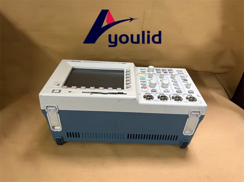 Tektronix TDS3054B 4 Channel Digital Color Oscilloscope 500 MHz, 5 GS/s TESTED - Image 3 of 4