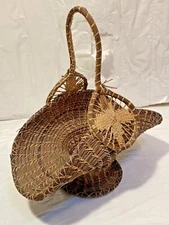 Vtg Handmade Woven Pine Needle Pedestal Basket  w Handle