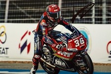 Foto firmada a mano de Ángel Piqueras 6x4 MT Cascos MSi MotoGP Autógrafo 2025 4