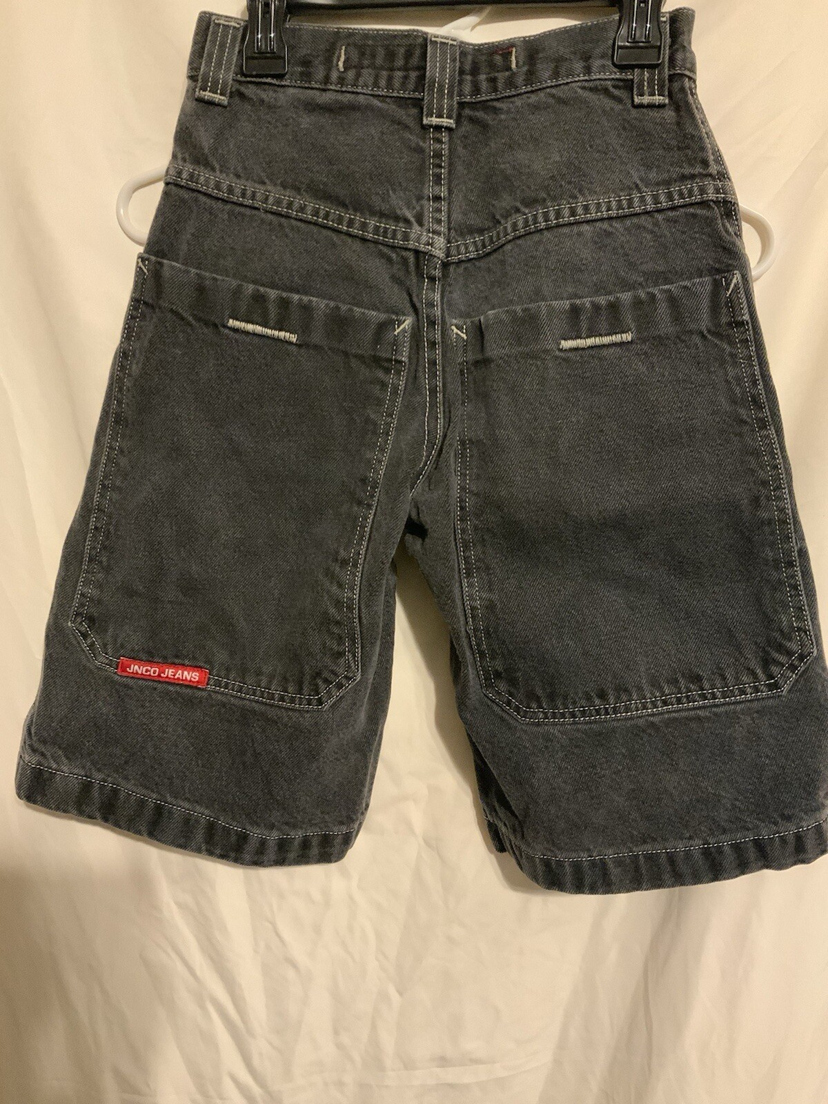 Picture 2 of 6