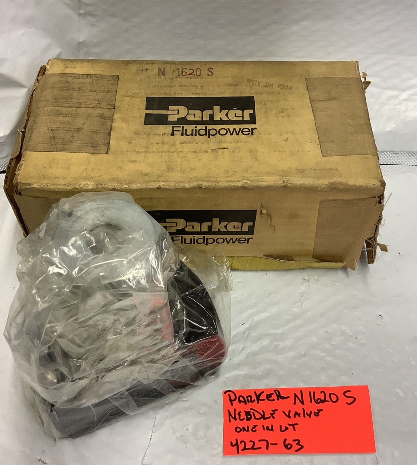 Parker N1620S Needle Valve, 3000 PSI, 40 GPM, 1 5/16-12 Thread, 4227-63