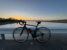 2018 Specialized tarmac Comp SL5 54cm With Ultegra Crank, Dura Ace Components.