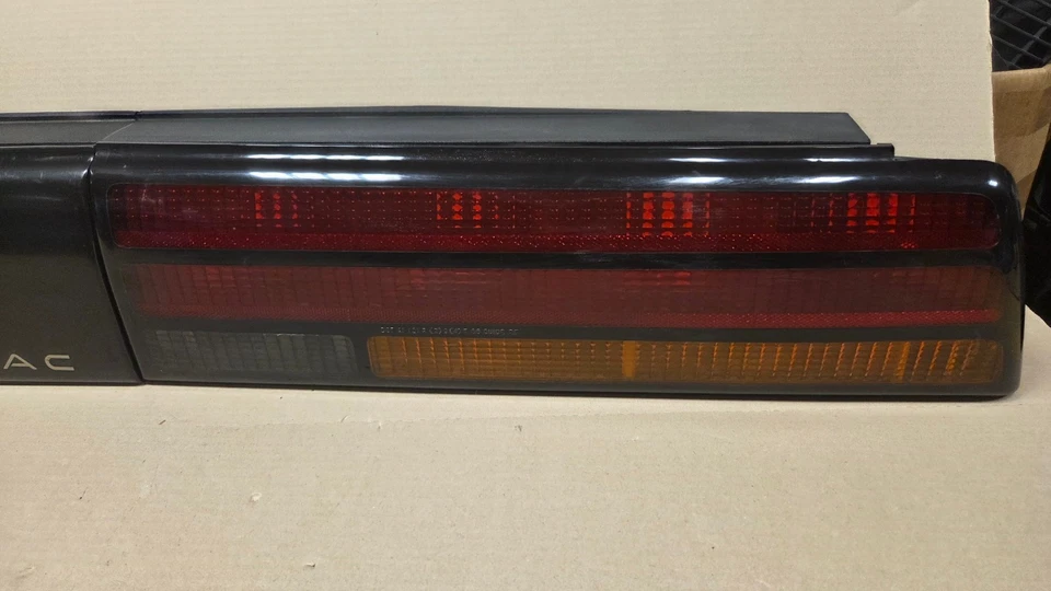 1985-1991 Pontiac Firebird/Trans Am rear tail light assembly set - Image 4 of 4