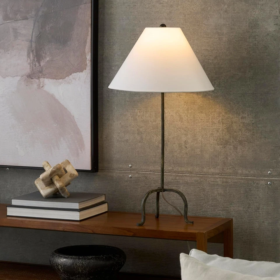 Lámpara de mesa trípode delgada de metal Heritage de hierro forjado negro de 28" para sala de estar, Be Foto 3 de 4