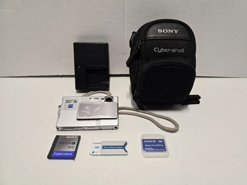 Sony Cyber-shot DSC-T7 5.1MP Digital Camera Silver w/ Case & Accesories *As Is*