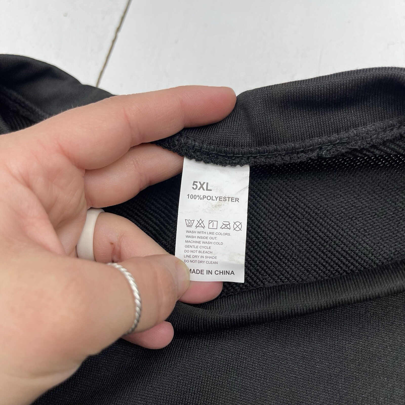 Black Basic Long Sleeve Crewneck Pullover Sweatsh… - image 2