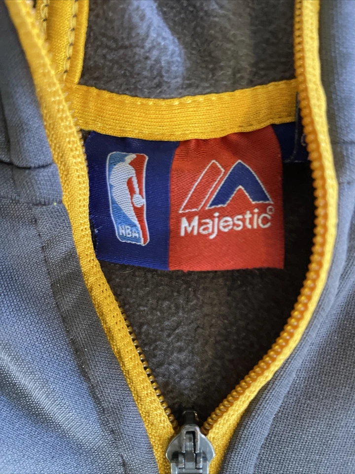 Golden State Warriors Full Zip Warm Up Jacket Youth Size Medium NBA Majestic - Image 4 of 4