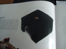 TABLE  DESIGN DE  O.  GAGNERE.  .TABLE BASSE  " K'NICHE"  DESIGNER ARTCURIAL