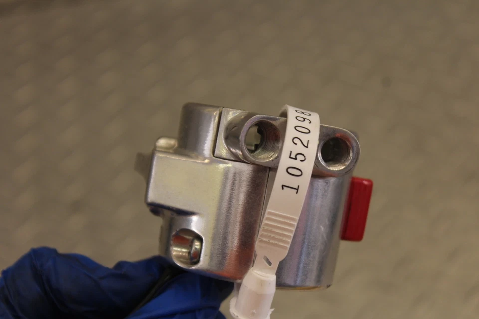 Honda Sabre 1300 VT1300CS 2010 clip derecho en mango interruptor de arranque apagado Foto 4 de 4