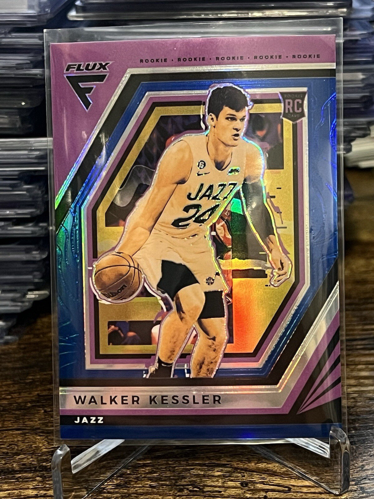 2022-23 Panini Flux - Rookies Blue Prizm #250 Walker Kessler 87/99 (RC)