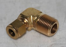 3/8" Tube  x 1/2" NPT Brass Male Elbow Parker CPI 6-8 CBZ-B 