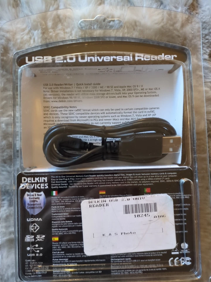 Delkin Devices All-in-1 USB 2.0 Flash Memory Card Reader - Image 2 of 2