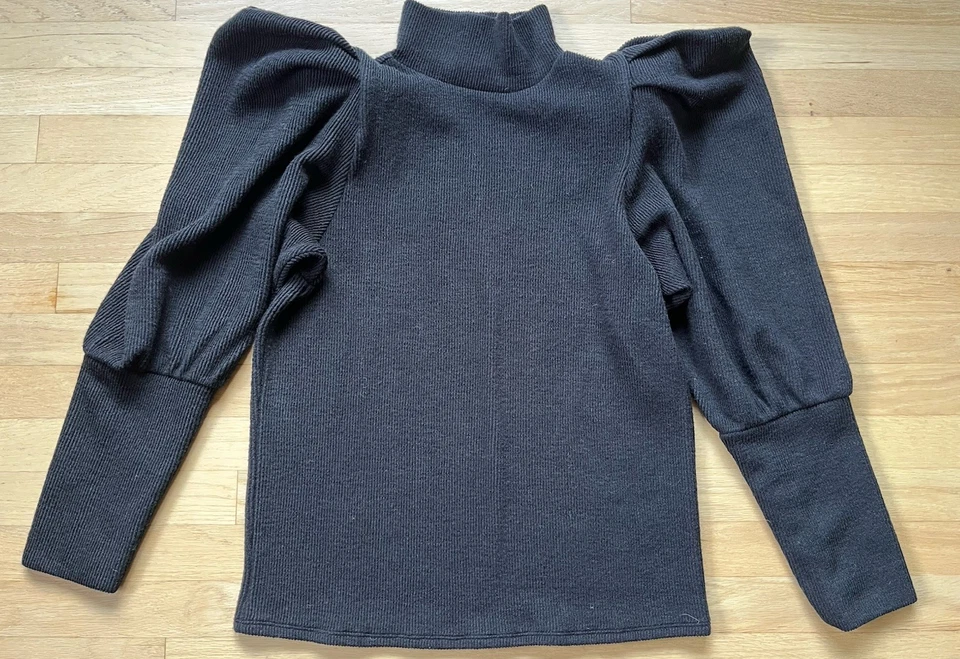 Suéter para mujer Express Extreme Puff hombro negro talla grande Foto 2 de 4