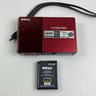 Nikon COOLPIX S70 12.1MP Digital Camera Red - Parts or Repairs