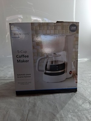 Main Stains 5 Cup Coffe Maker Used Once Works Perfectly