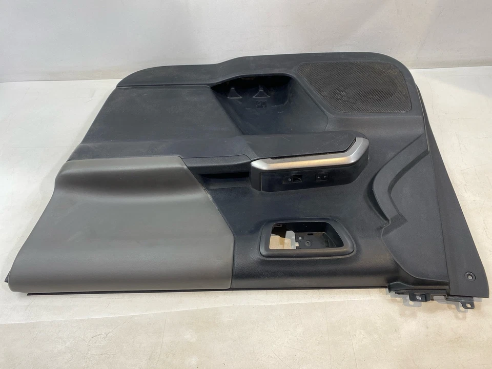Se adapta a Toyota Tacoma 2019-2023 panel de moldura de puerta de pasajero delantero derecho gris OEM Foto 3 de 4