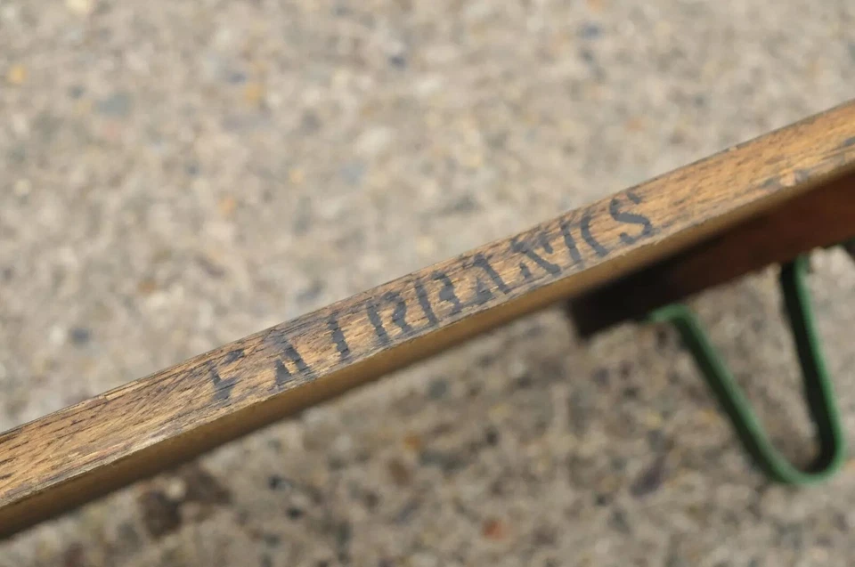 老式费尔班克斯美国工业木材铁工厂工作车咖啡桌B — 第 4/4 张图片