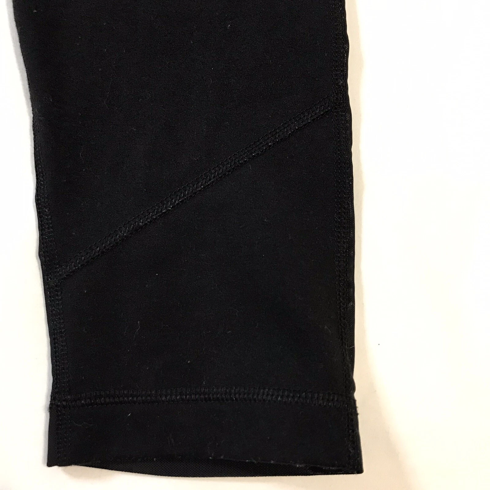 yogalicious media pocket mesh side leggings