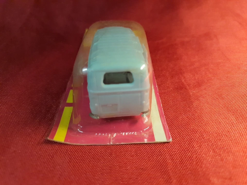 Blister Jouet Clé Miniature Renault Estafette 1/64 6cm CLEMENT GAGET no BONUX - Photo 3/4