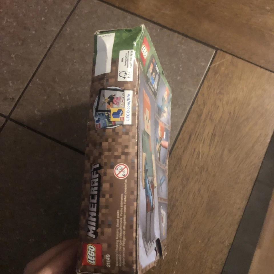 LEGO Minecraft Alex Big Fig w/ Chicken 21149 - Series 1  NEW SEALED Rare - Image 4 of 4