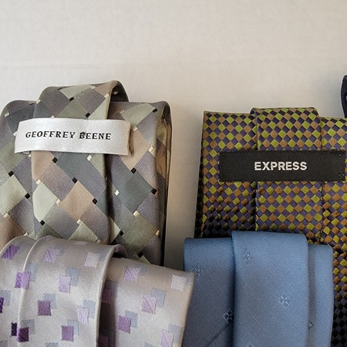 Lot of 6 Multi Brands Men's Ties 100% Silk Express,Axcess,Pierre Cardin and More - Picture 9 of 12