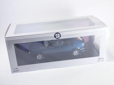 Miniature Renault 19 Berline 1/18 - Phase 2 Bleue 16S - TRIPLE 9 - NEUF