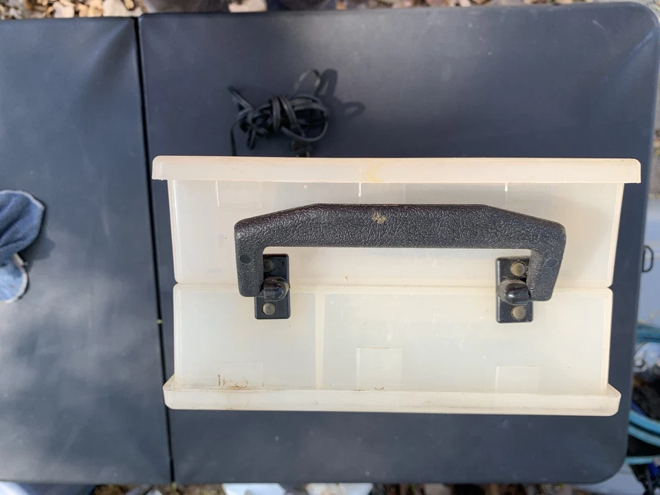 +++++ Pistola de pegamento caliente de Walt con palos de pegamento Foto 3 de 3