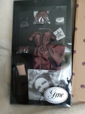 Ashton-Drake Gene Marshall Boxed Fashion Cognac Evening