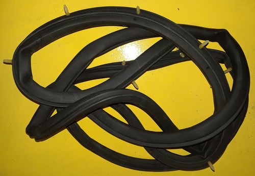 FORD OEM 1968 1969 TORINO / FAIRLANE DOOR SEAL C80Z-5420530-A