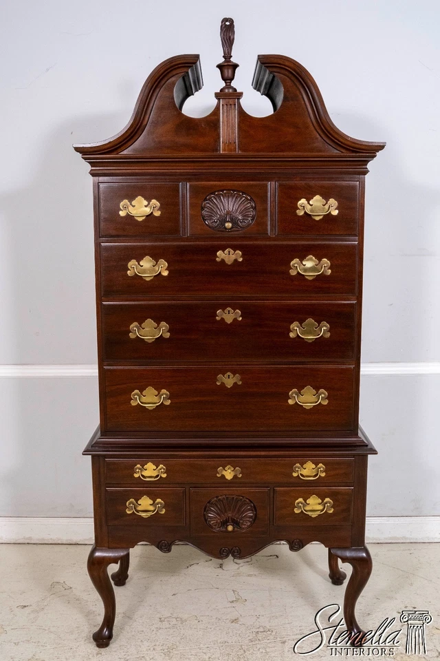69958: HENKEL HARRIS Mahogany Queen Anne Bonnet Top Highboy - Image 2 of 4