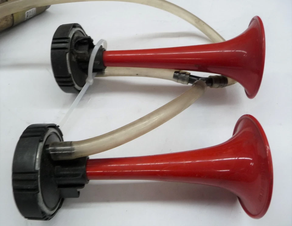 Ferrari Lamborghini Maserati Fiamm Dual Air Horn 12V MC/2 Tipo Serie "2000" OEM Foto 4 de 4