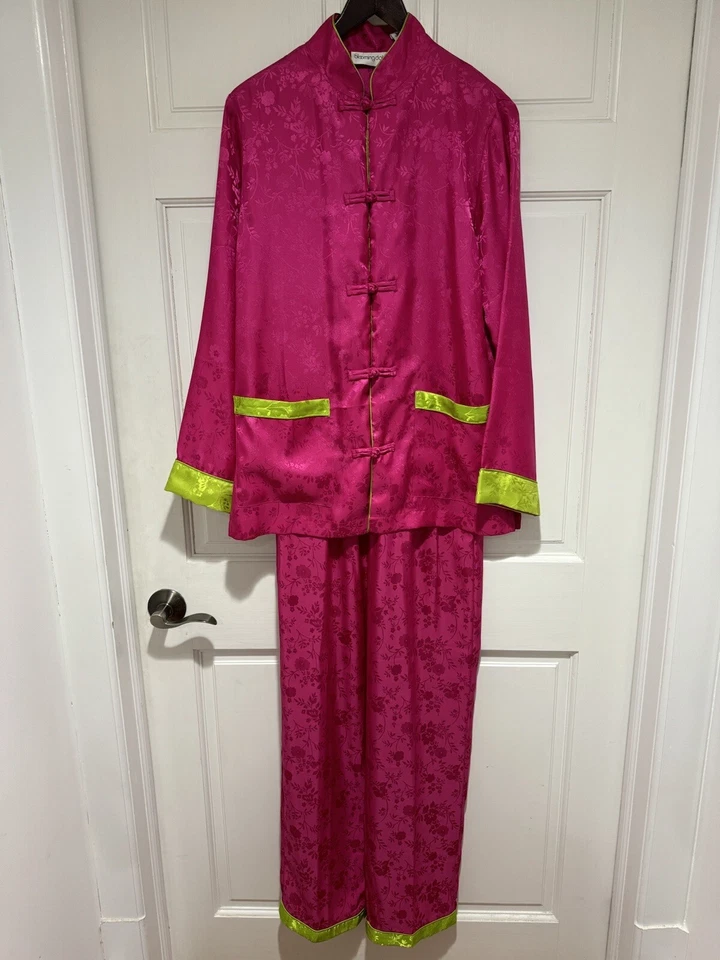 Bloomingdale's Conjunto de Pijama de Satén Estampado Floral Rosa Verde Asiático 3 Piezas - Nuevo sin Etiquetas Foto 2 de 2