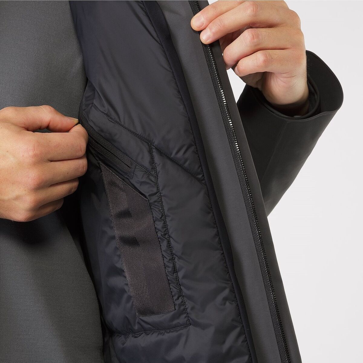 Arc'teryx Veilance Galvanic IS Coat in Soot Grey, size XS Arc'teryx Veilance Galvanic IS Coat in Soot Grey, size XS