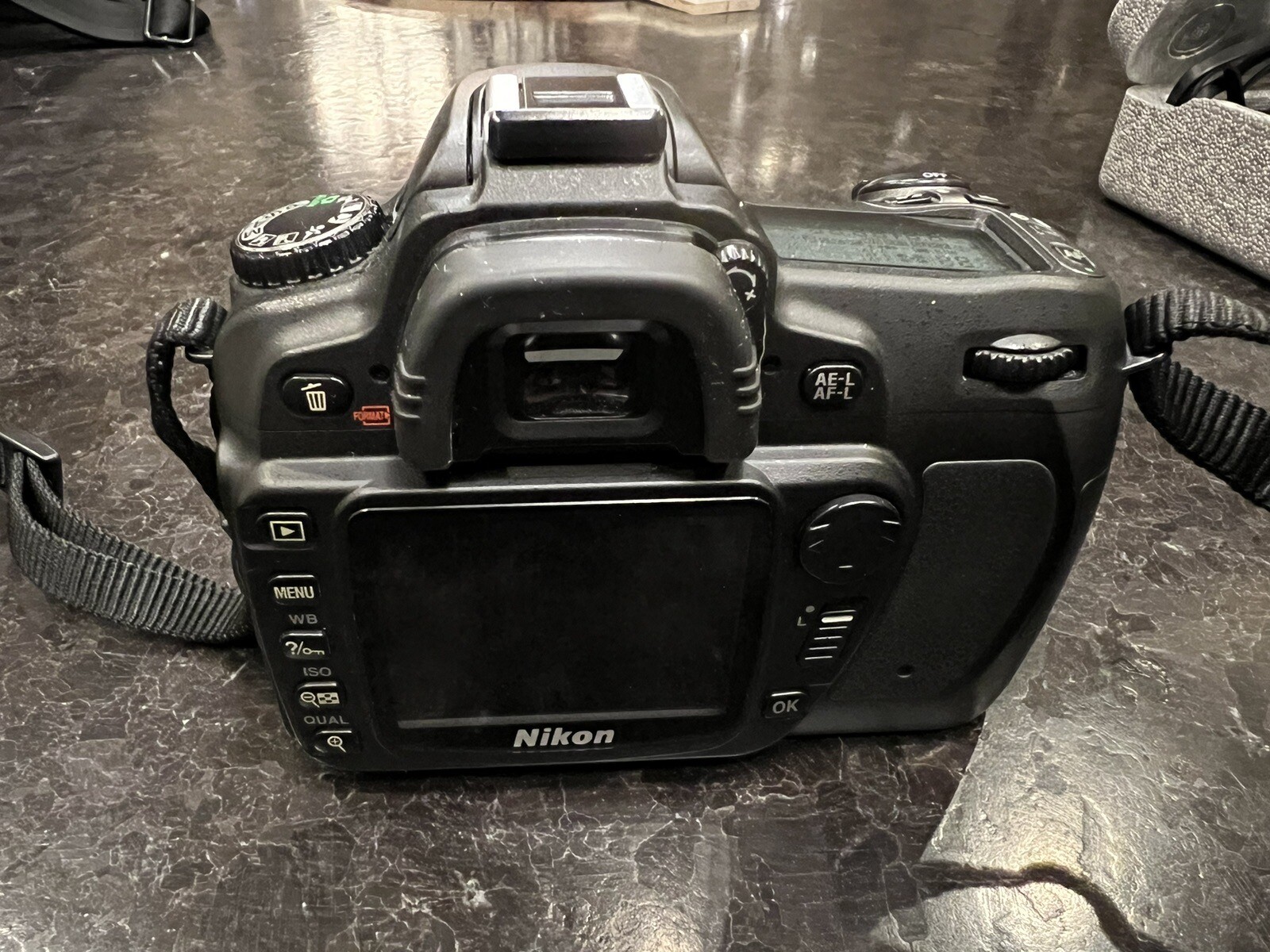 NIKON D80 SLR W/ 10.5mm 2.8G ED/50mm F1.8D/NIKKOR AFS DX VR 18200mm