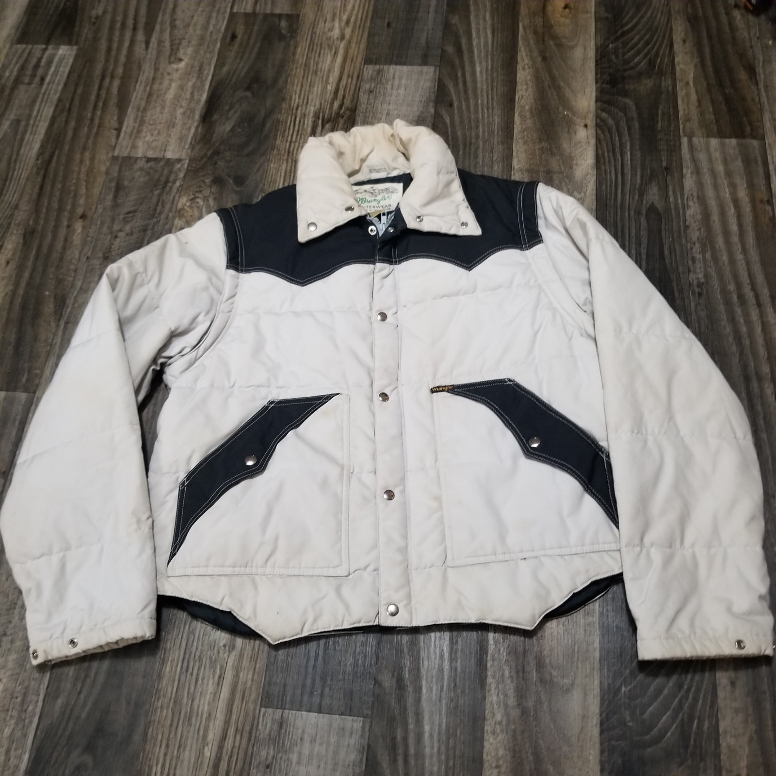 Picture 1 of 21