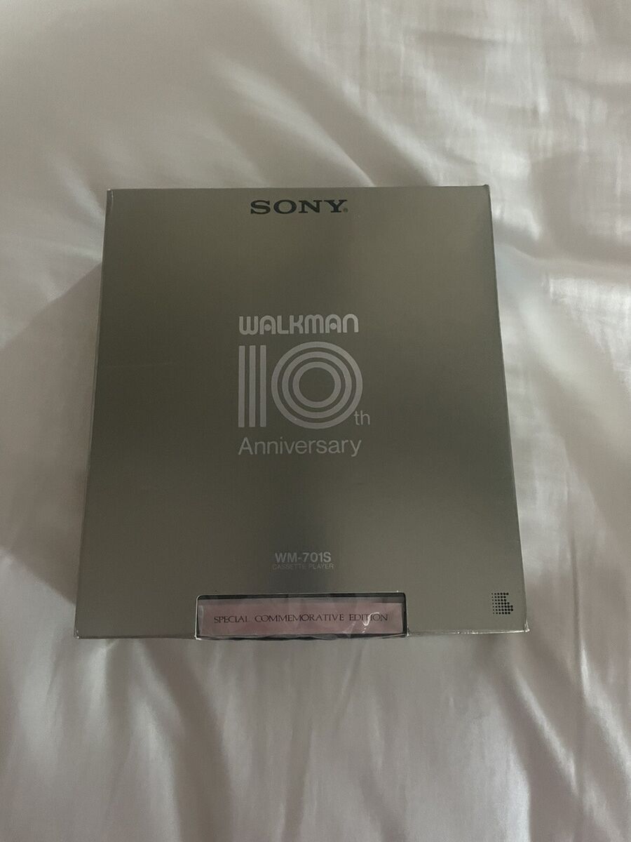 Very Rare Sony WM-701S 10th Anniversary LE Silver Plated Very Rare Sony WM-701S 10th Anniversary LE Silver Plated