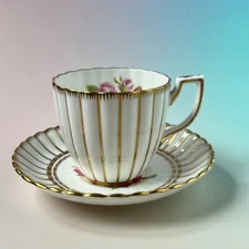 Royal Chelsea English Bone China Cup & Saucer Set 4766A M Pink Rose & Gold Trim