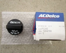 NEW GENUINE GM Engine Oil Filler Cap fits Corvette Camaro CTS Equinox HHR